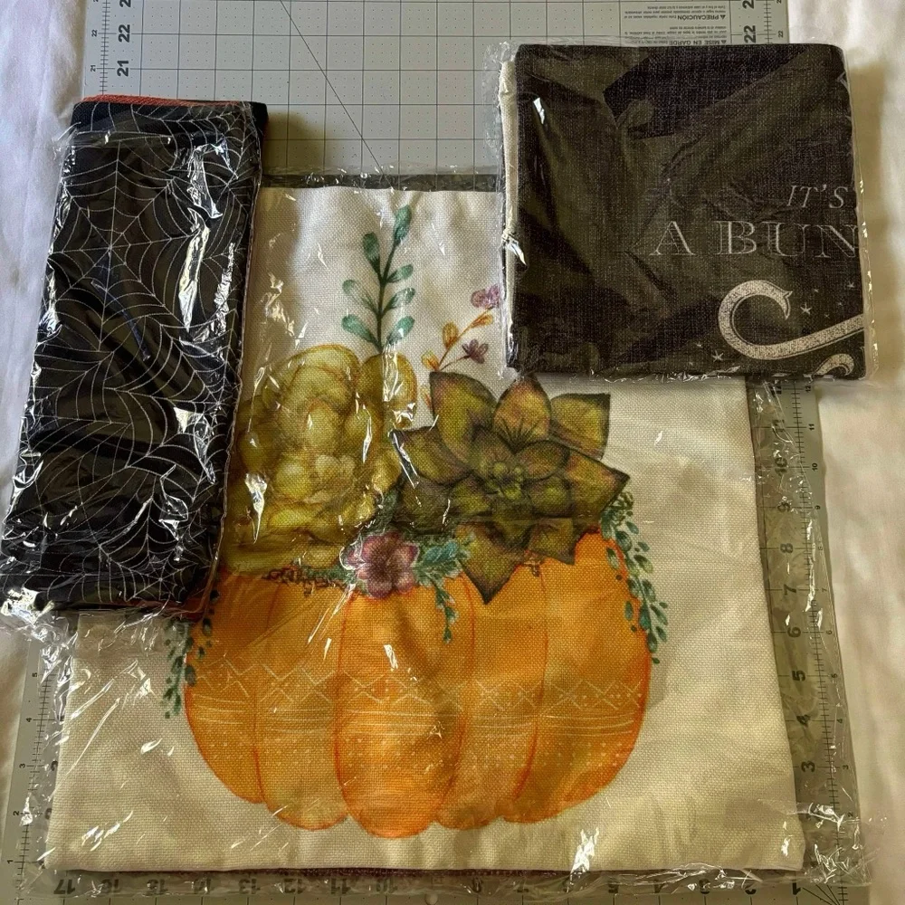 Fall NWT decorative pillow cases One Pumpkin 2 Halloween Set of 3